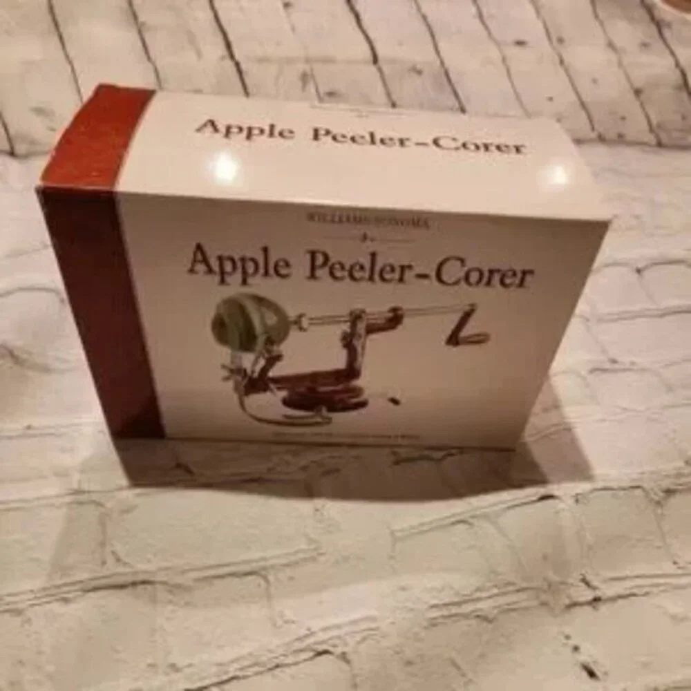 WILLIAMS SONOMA apple peeler corer red enameled cast iron